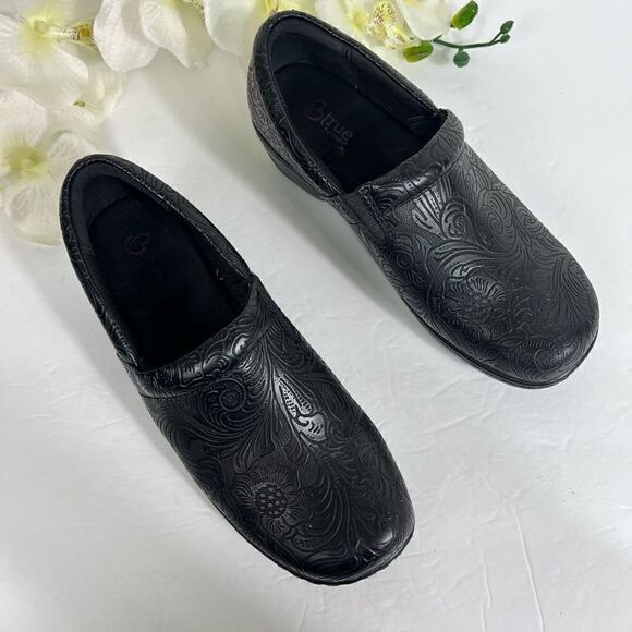 Baretraps womens Clogs size 8.5 Black - Picture 3 of 13